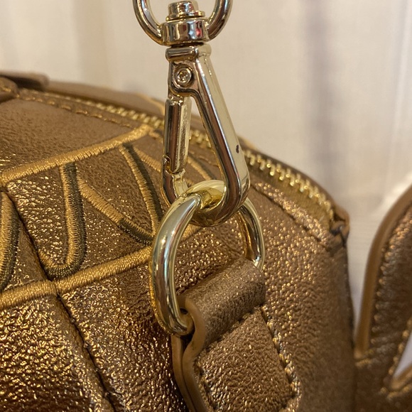 BNWT Stitch Shoppe by Loungefly Disney Aladdin Genie Lamp Crossbody - Picture 7 of 11